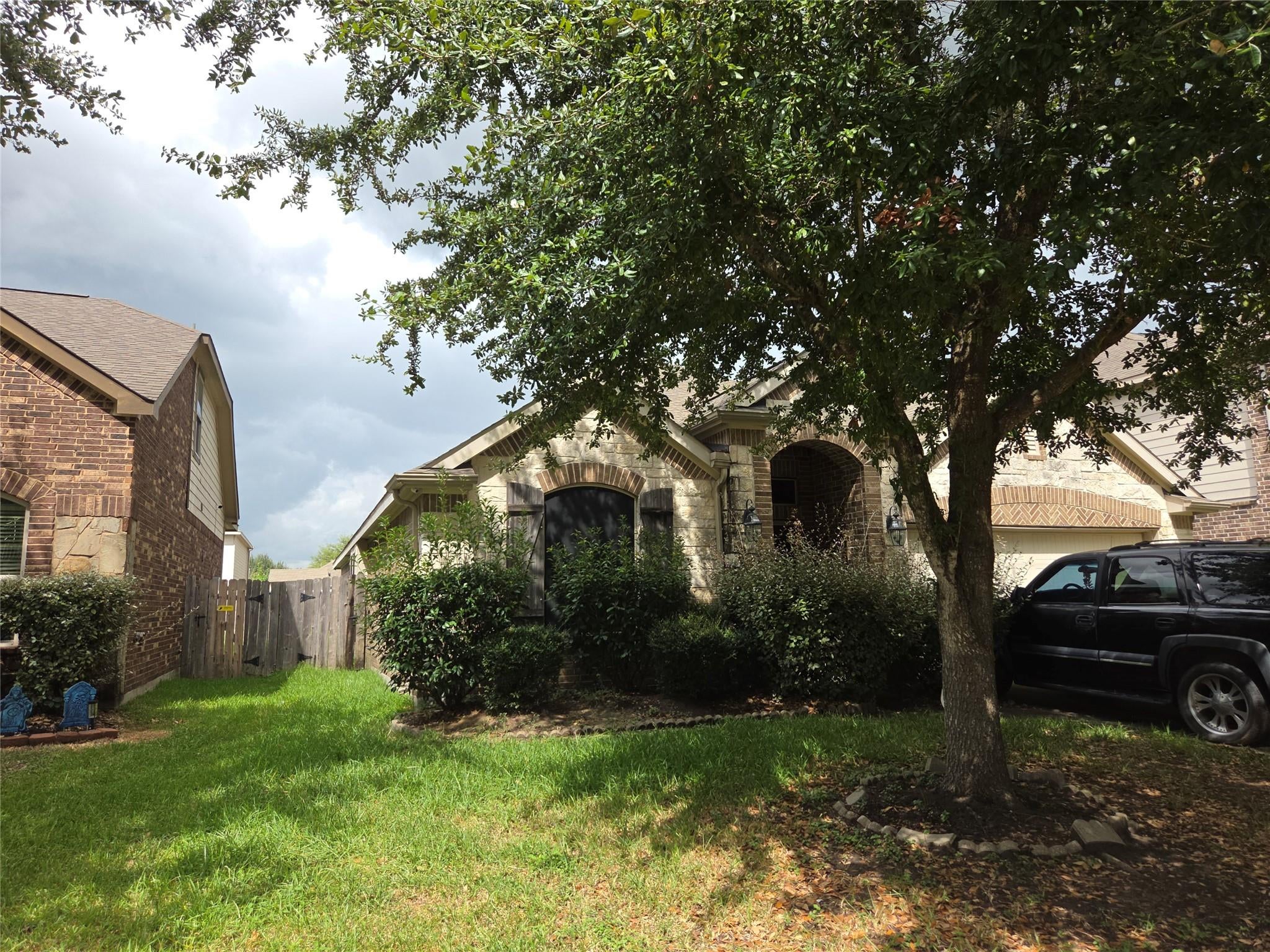 4403 Juniper Bay Lane