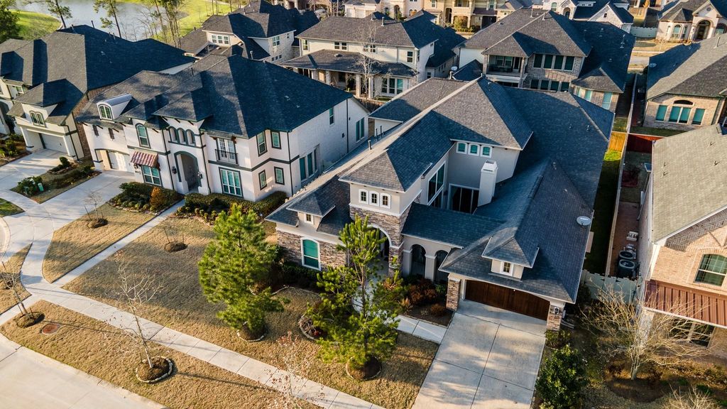 Photo of 10410 Southern Hawker, Conroe, TX 77385 (MLS # 15729987)