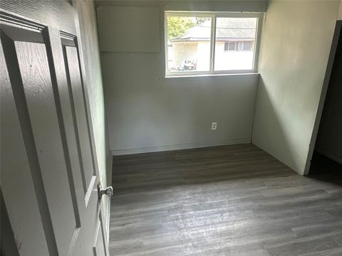 Photo of 5405 Suez Street #4, Houston, TX 77020 (MLS # 35425219)
