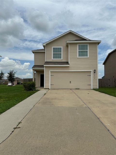 Photo of 5819 Golden Cove Road, Cove, TX 77523 (MLS # 52719654)