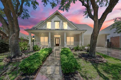 Homes For Sale - 12306 Shady Downs Drive<br/> Houston, TX 77082