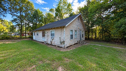 Photo of 903 Sholars Avenue, Orange, TX 77630 (MLS # 75896560)