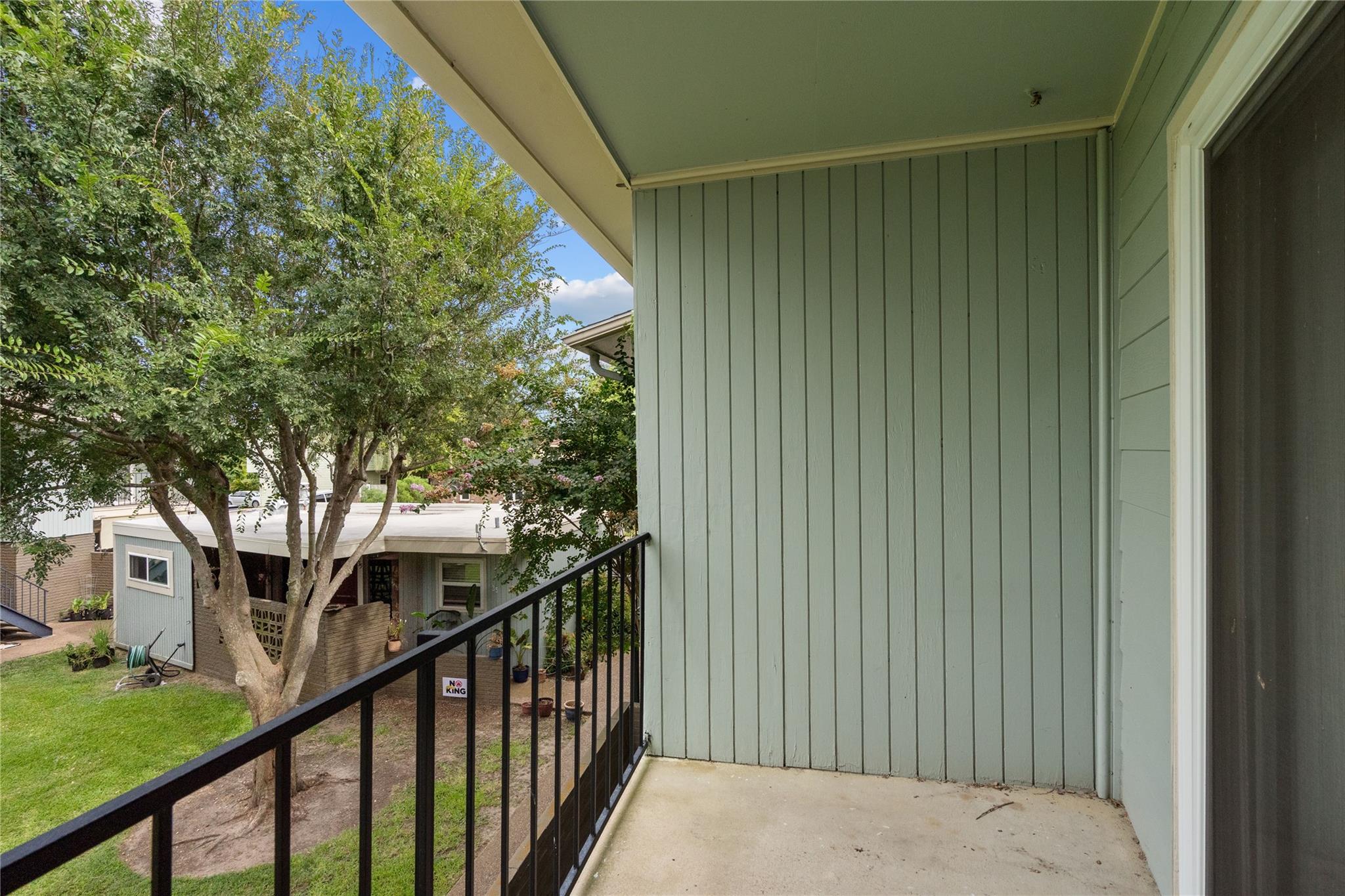 102 Strand Street 4