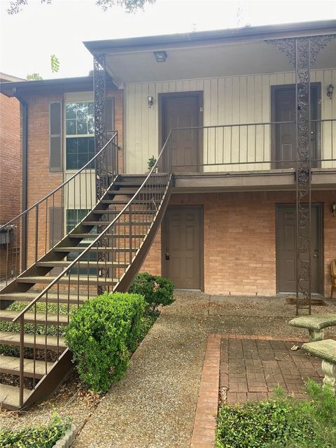 Photo of 1523 Heights Boulevard #4, Houston, TX 77008 (MLS # 97227856)