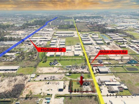 Tiny photo for 12682 Shiloh Church Road, Houston, TX 77066 (MLS # 62979278)