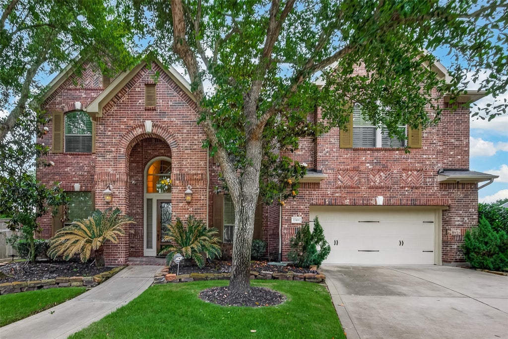 Photo of 27411 Manor Falls Lane, Fulshear, TX 77441 (MLS # 95984072)