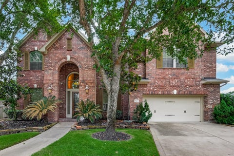 Photo of 27411 Manor Falls Lane, Fulshear, TX 77441 (MLS # 95984072)
