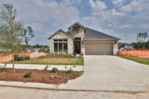 Homes For Sale - 8943 Creaky Wheel Way<br/> Montgomery, TX 77316