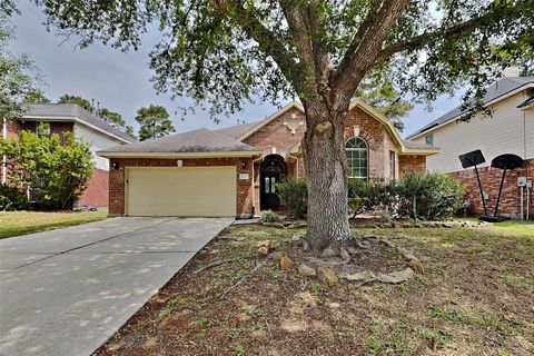 Photo of 12723 Rock Creek Court, Humble, TX 77346 (MLS # 19164790)