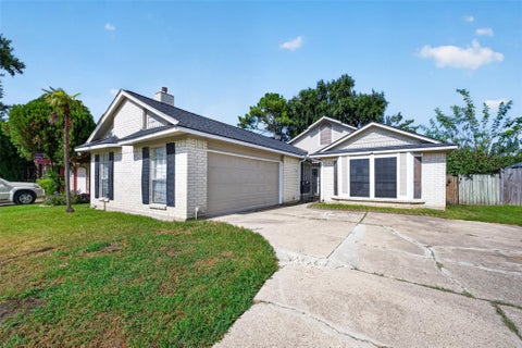 Photo of 3307 Ashford Park Drive, Houston, TX 77082 (MLS # 39468774)