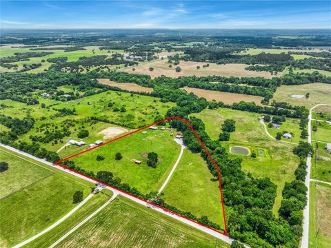 7560 County Road 333 Plantersville TX 77363