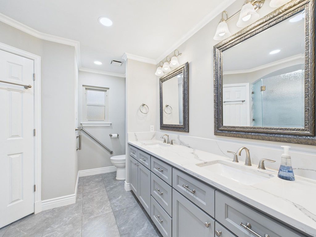 Photo of 3018 Highland Laurels Drive, Houston, TX 77345 (MLS # 41768846)