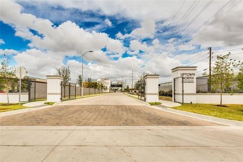 Photo of 5817 E Post Oak Lane, Houston, TX 77055 (MLS # 15372745)