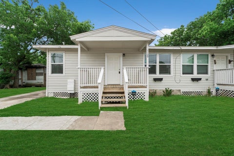 Photo of 1109 W 10th Street, Freeport, TX 77541 (MLS # 70921564)