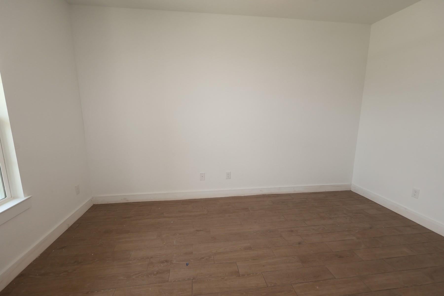 1829 N Wildflower Drive
