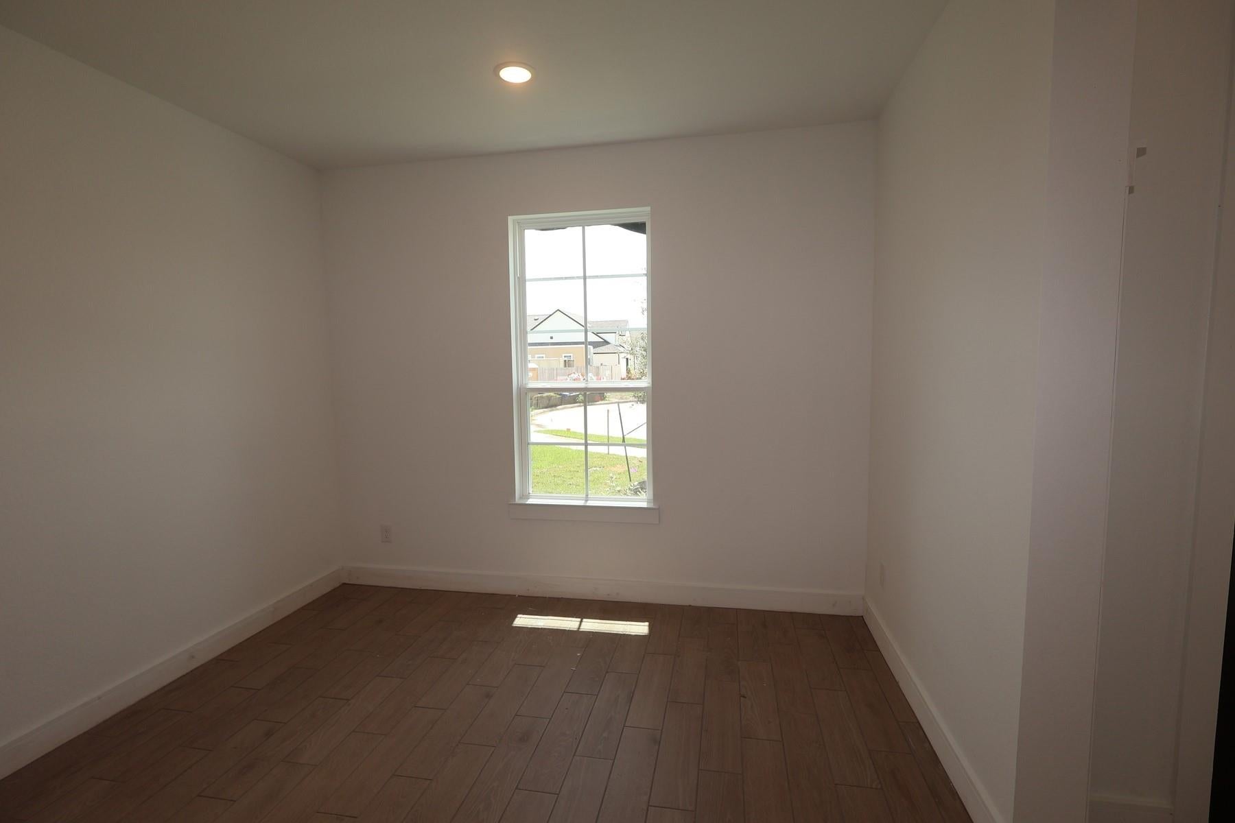 1829 N Wildflower Drive
