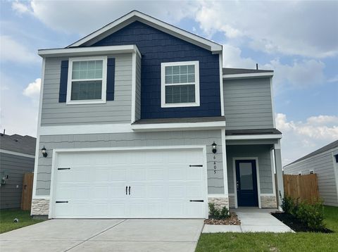 Photo of 6405 Winter Elm Street, Houston, TX 77048 (MLS # 74681890)