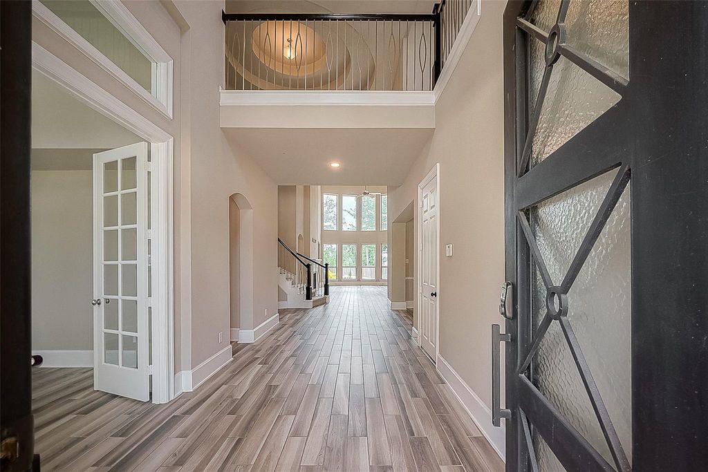 Photo of 115 N Winter Sunrise Circle, Tomball, TX 77375 (MLS # 76079127)
