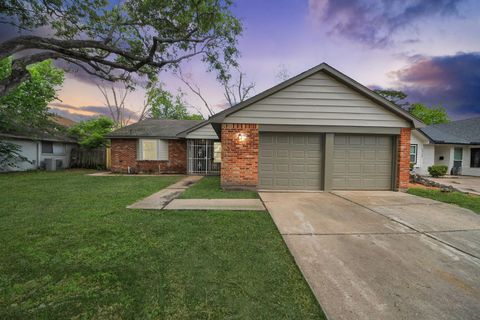 Photo of 6034 Vicki John Drive, Houston, TX 77096 (MLS # 97601740)