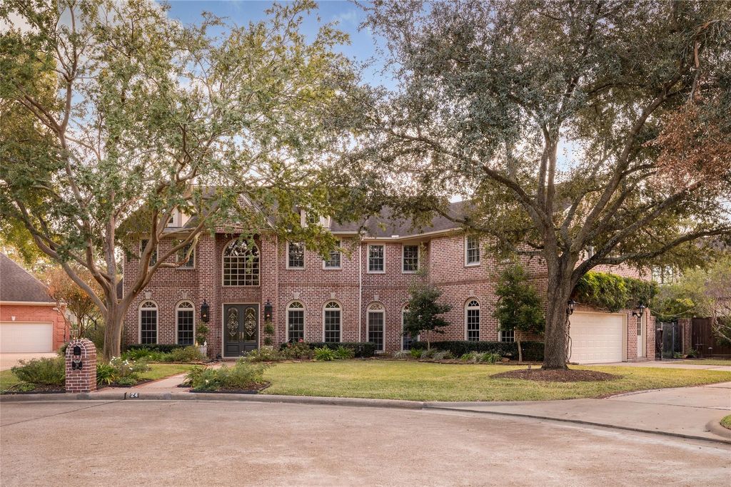 Photo of 24 Village Oaks Lane, Spring Valley, TX 77055 (MLS # 89861885)