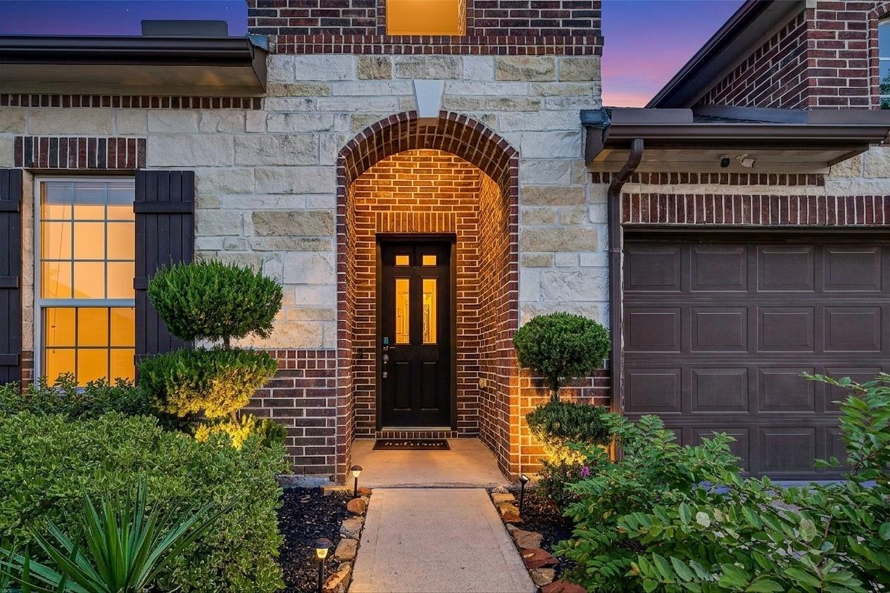 11107 Laguna Heights Lane