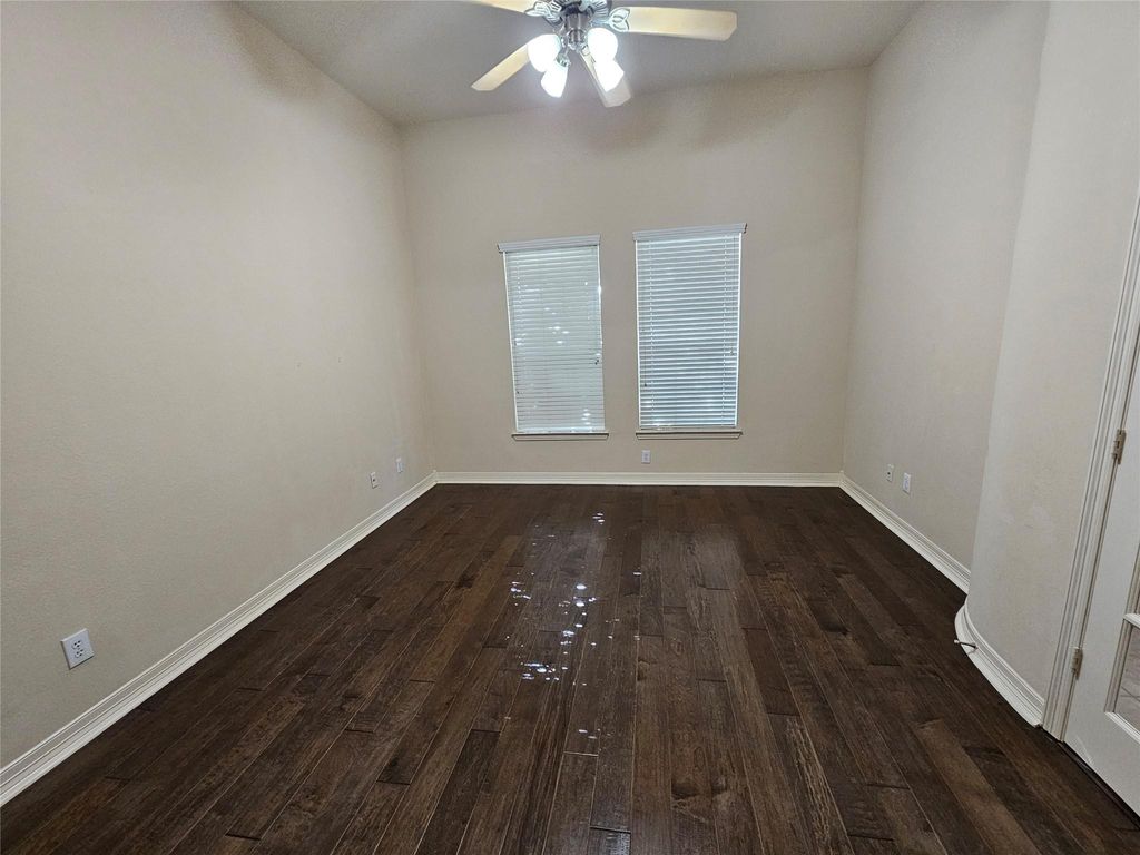 Photo of 3218 Waters Edge Drive, Manvel, TX 77578 (MLS # 58220137)