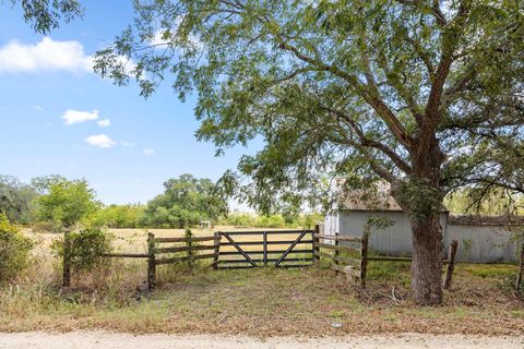 Vacant Land For Sale - 1268 Stokes Road<br/> Fayetteville, TX 78950