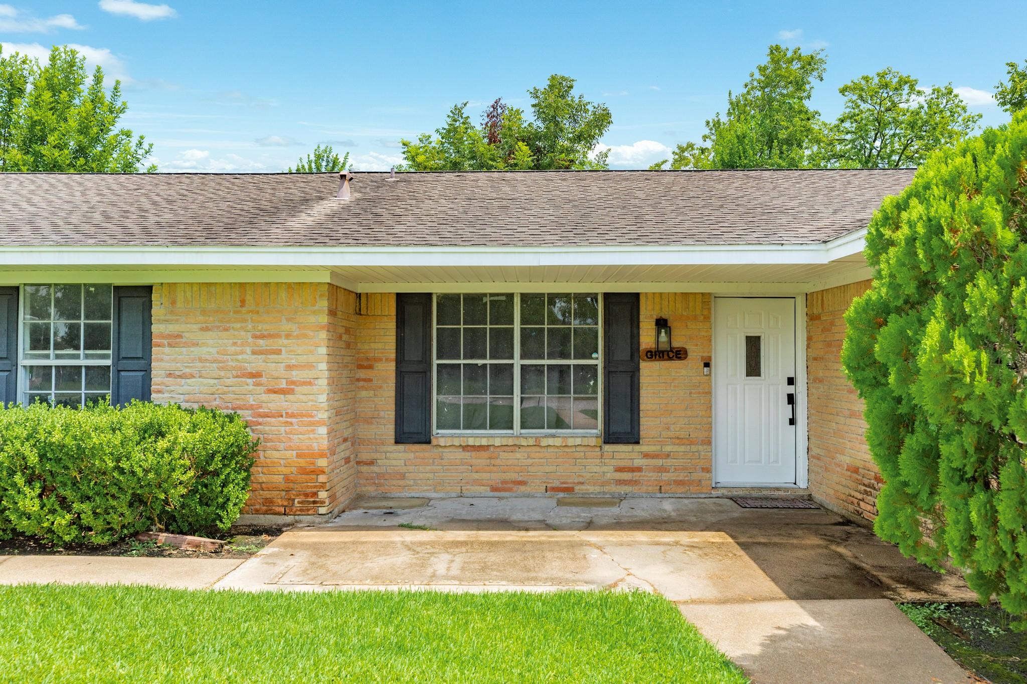 738 Oyster Creek Drive
