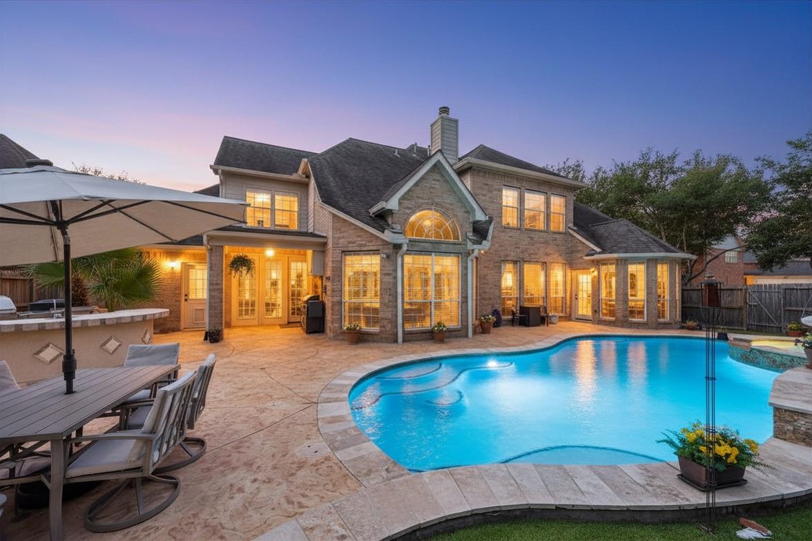 4223 Oak Forest Drive
