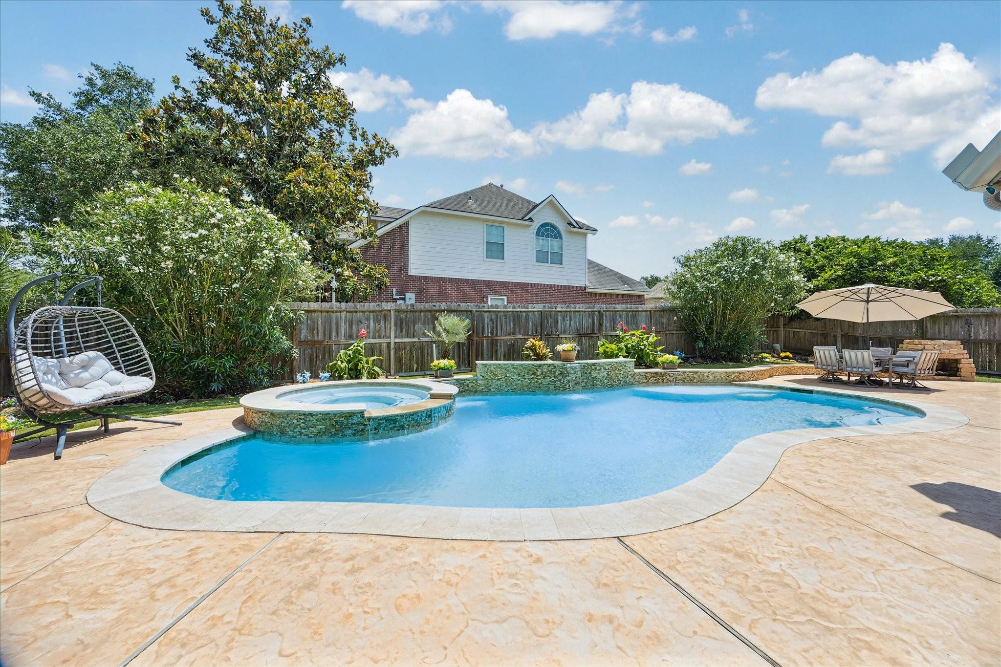 4223 Oak Forest Drive