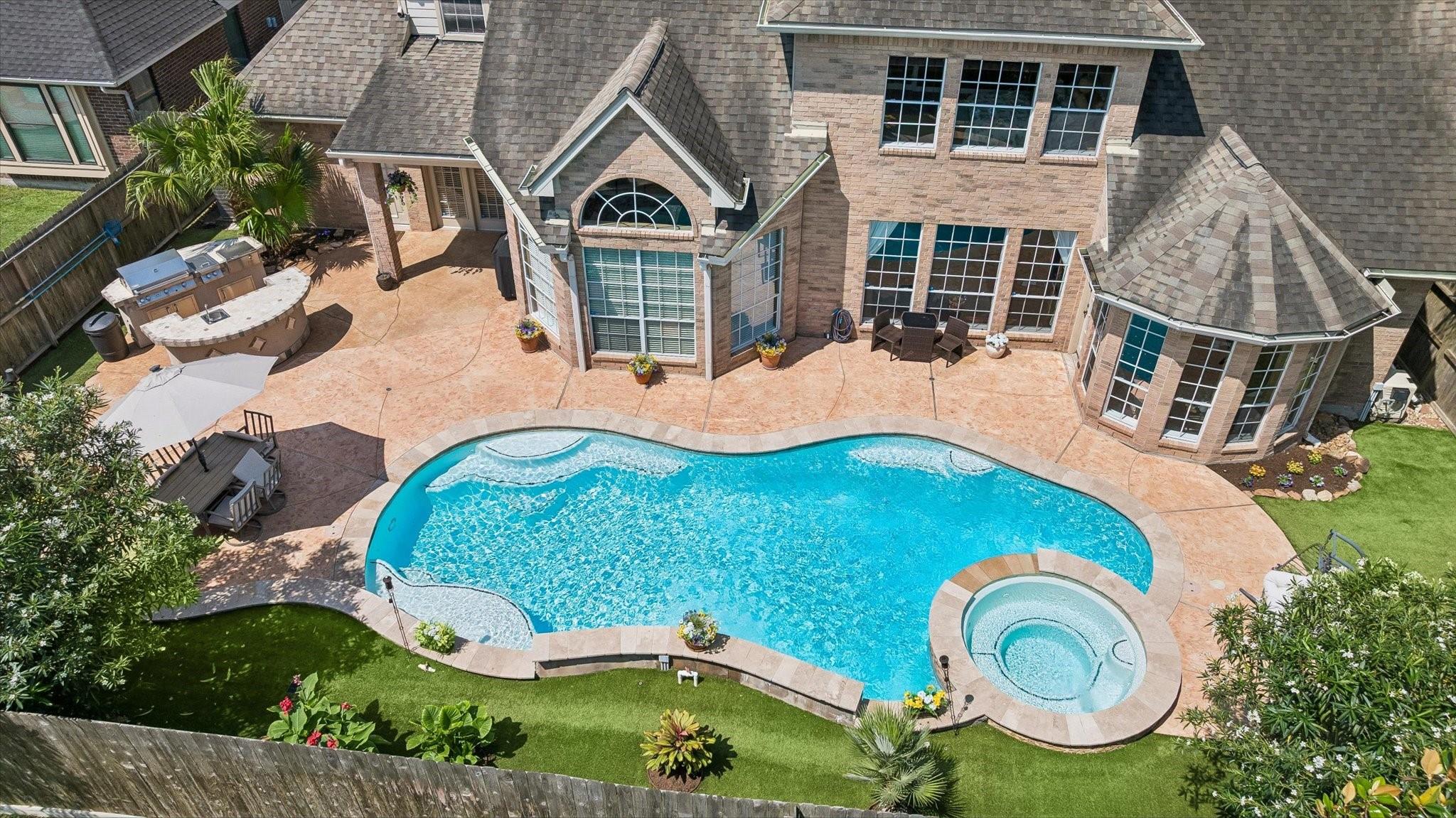 4223 Oak Forest Drive