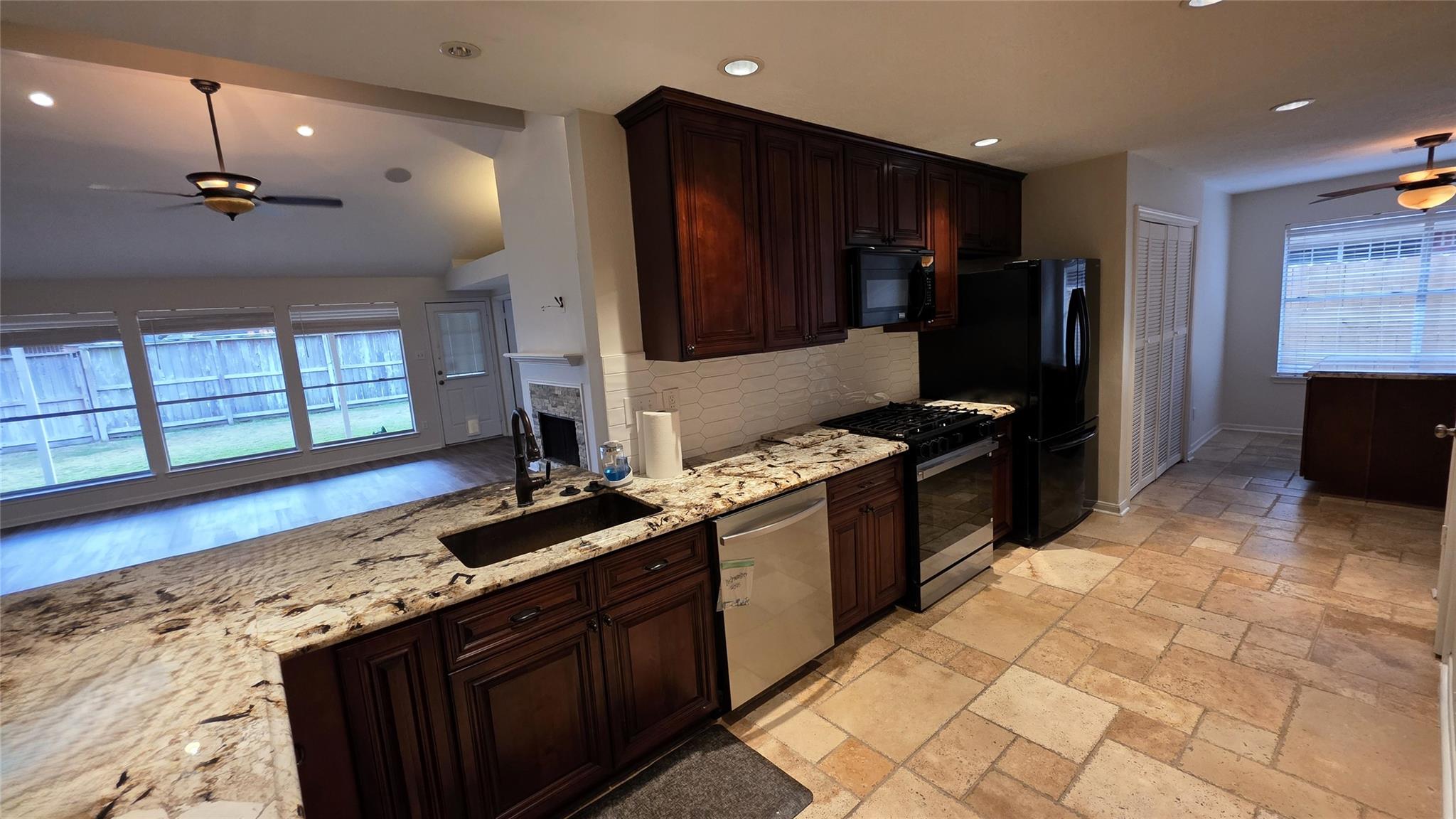 3407 Berry Grove Drive