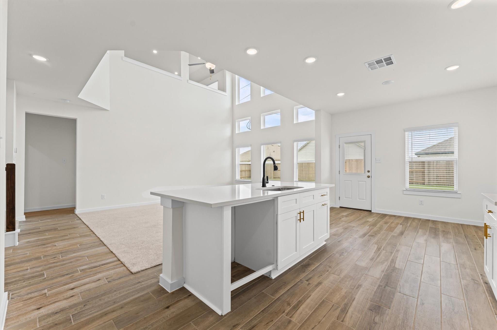 8322 Amethyst Valley Lane