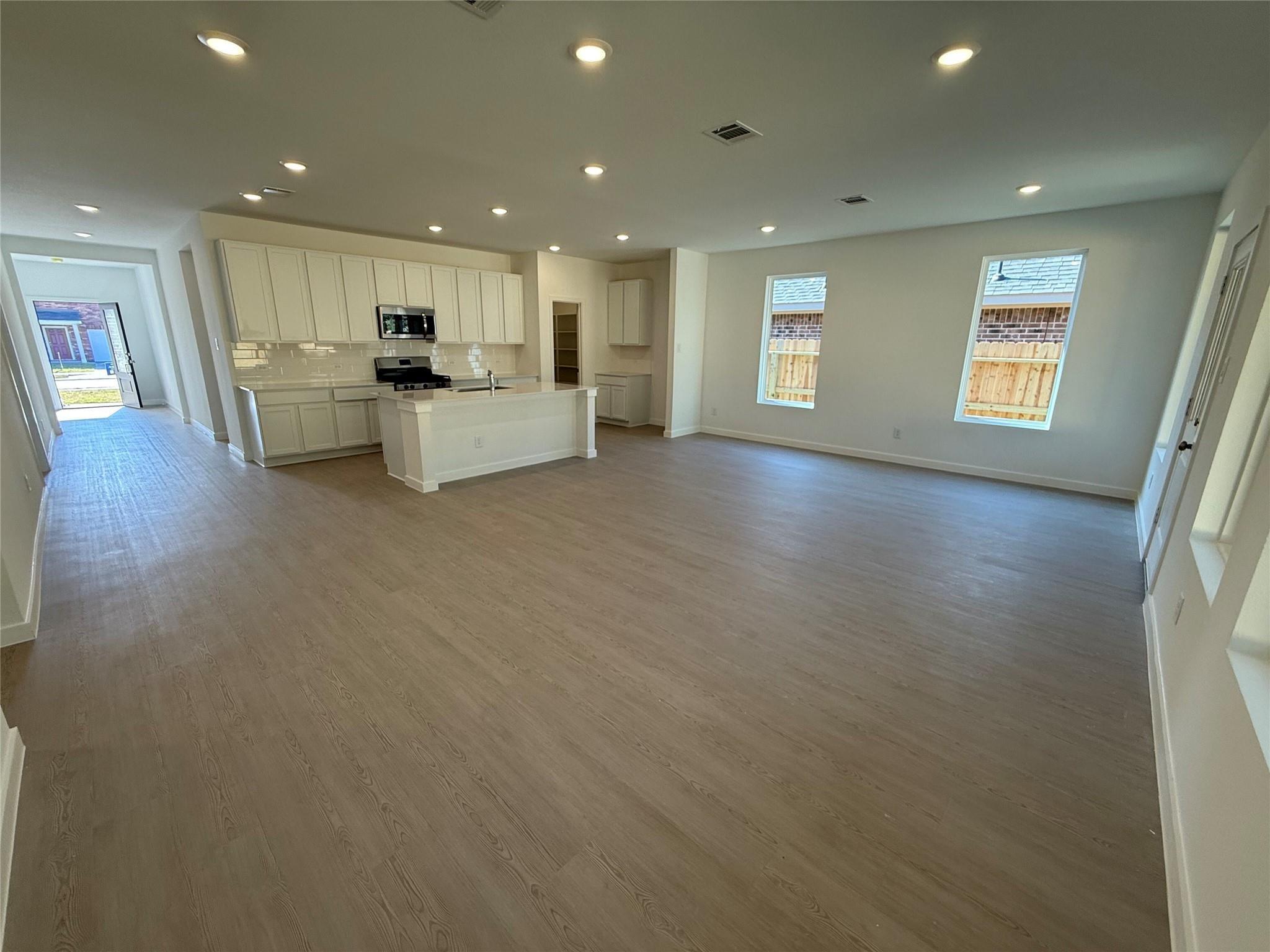 1226 Bonnerjee Drive
