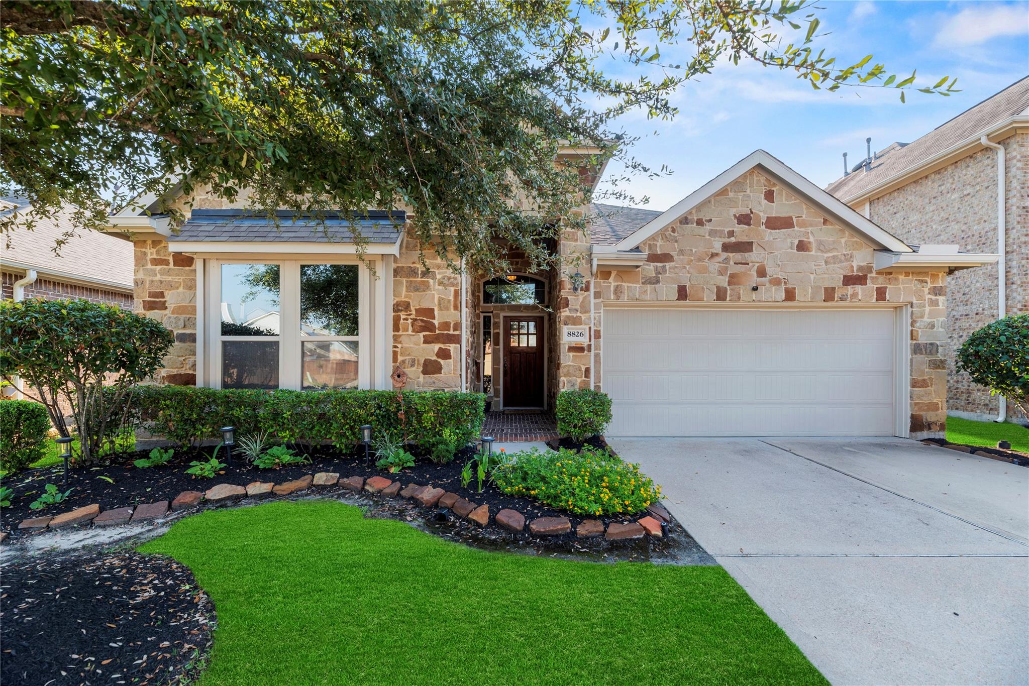 8826 E Coral Honeysuckle Loop