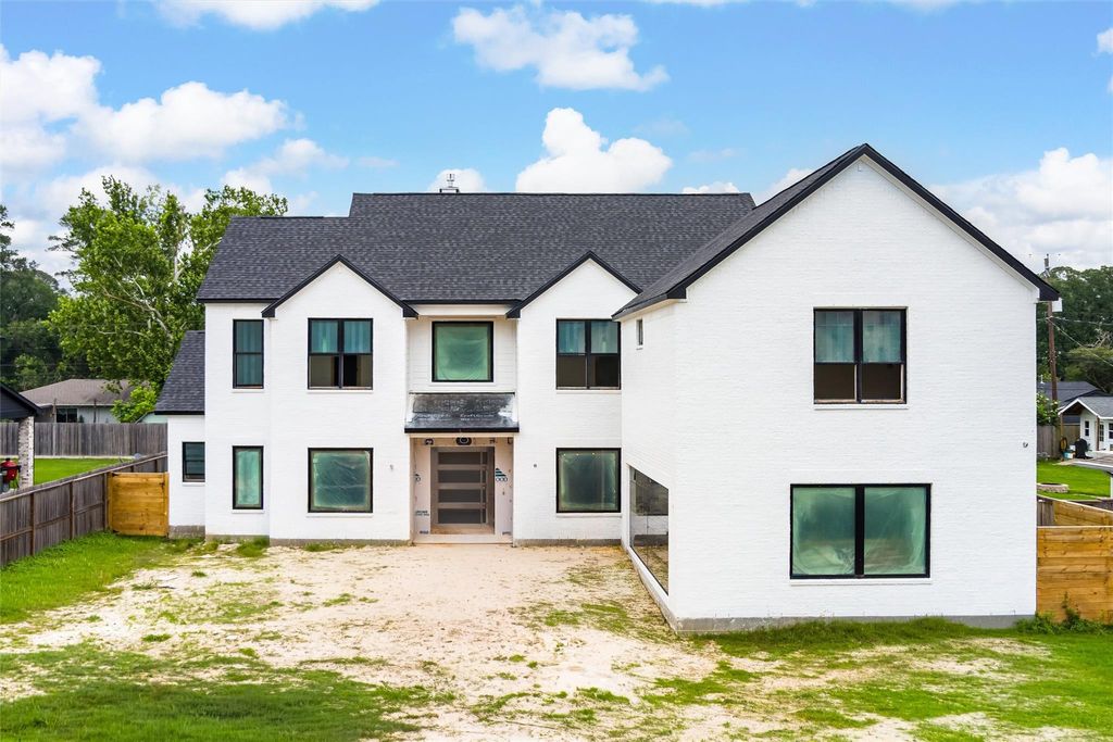 Photo of 1730 Parana Drive, Houston, TX 77080 (MLS # 61470123)