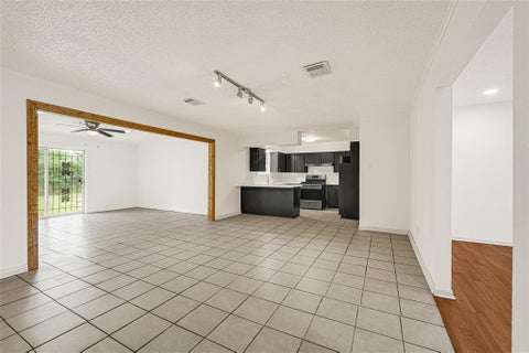 Photo of 3317 Le Badie Street, Houston, TX 77026 (MLS # 17257725)