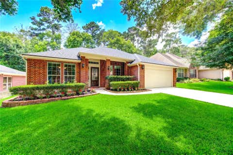 Homes For Sale - 13903 Fountainview Drive<br/> Montgomery, TX 77356