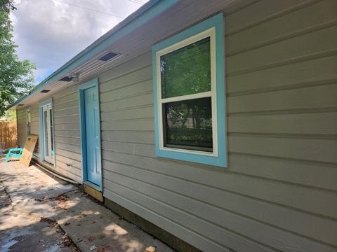 Photo of 2538 Jackson Street, La Marque, TX 77568 (MLS # 6668012)