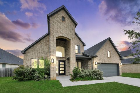 Photo of 743 Corbin Crest Trail, La Porte, TX 77571 (MLS # 71698733)