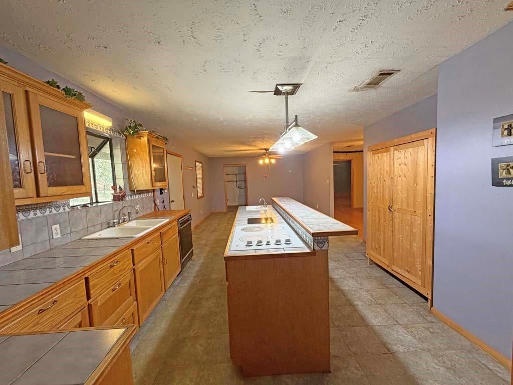 6099 County Road 302