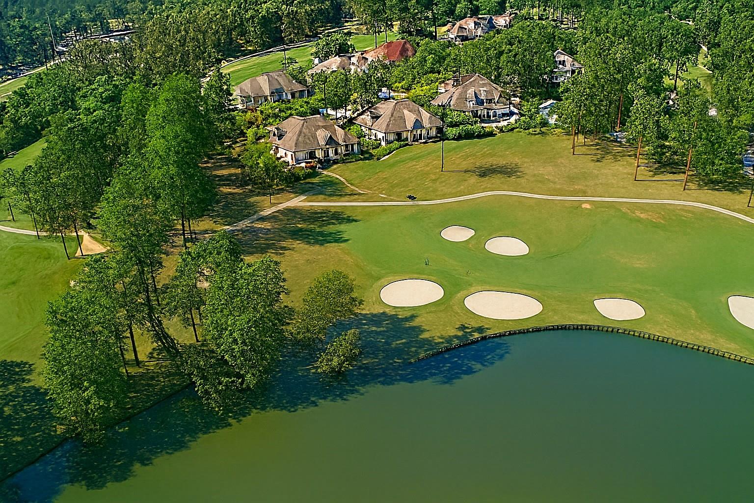 4 Island Green Court