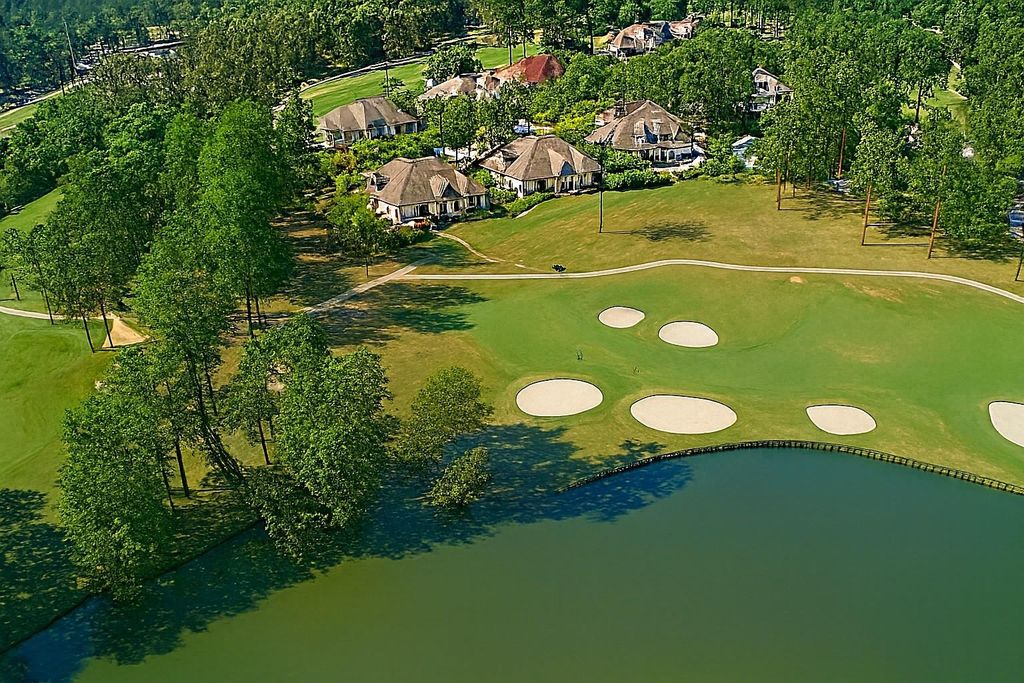 Photo of 4 Island Green Court, Kingwood, TX 77339 (MLS # 13210497)