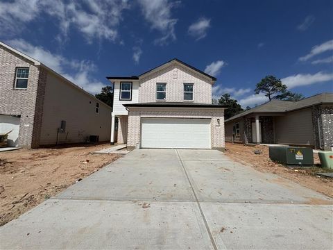 Homes For Sale - 15048 Ronan Drive<br/> Montgomery, TX 77316