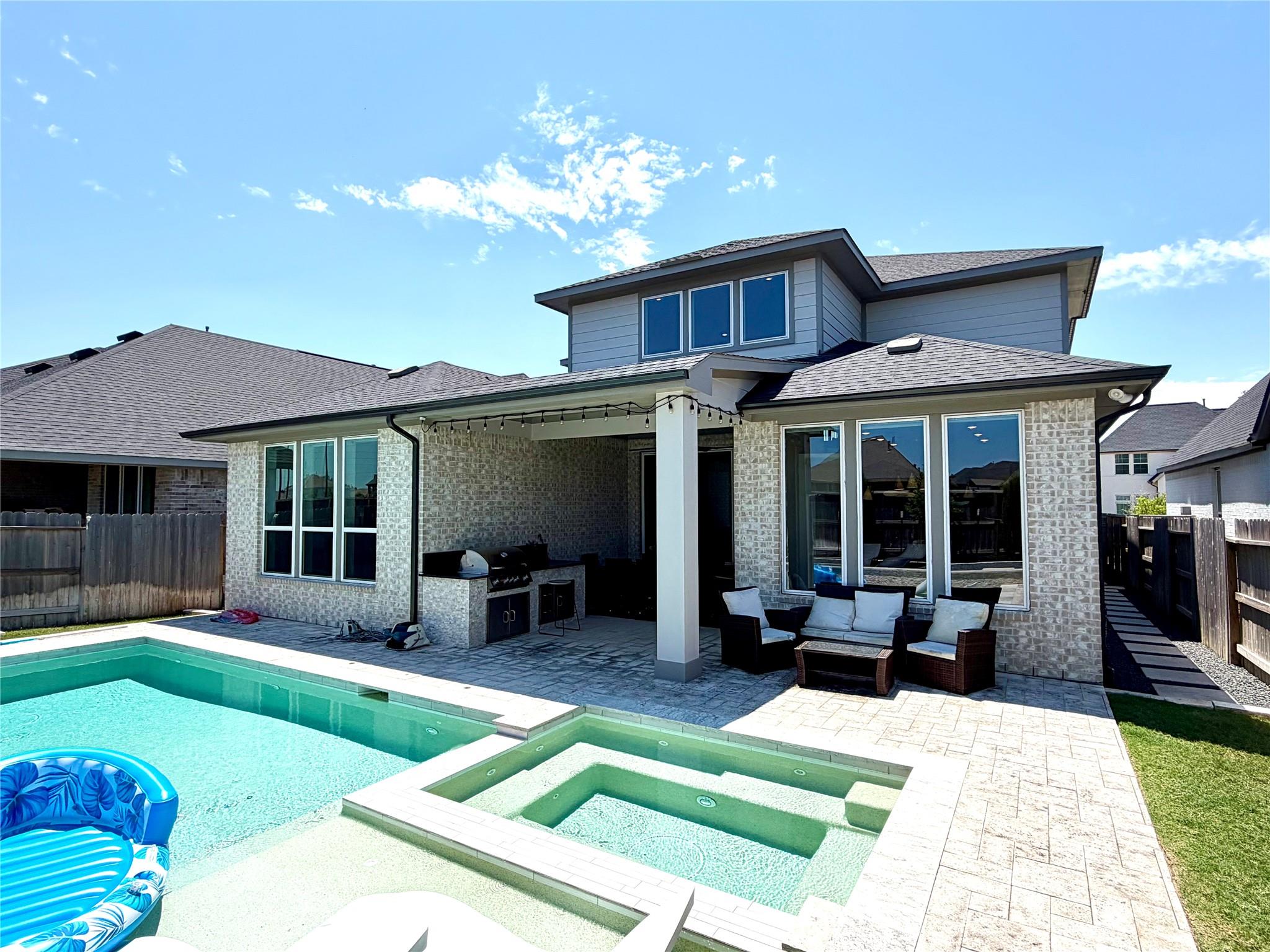 9214 Trimble Landing Dr