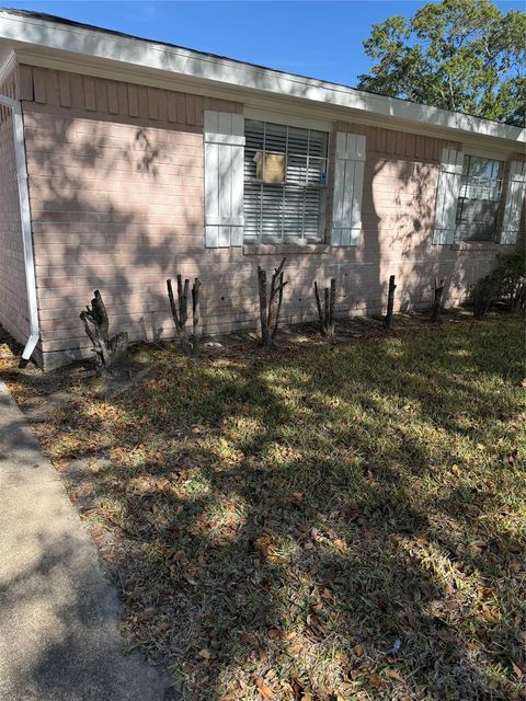 Photo of 3122 Trail Lake Drive, Houston, TX 77045 (MLS # 70511685)