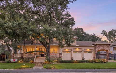 Photo of 13110 Tosca Lane, Houston, TX 77079 (MLS # 73137850)