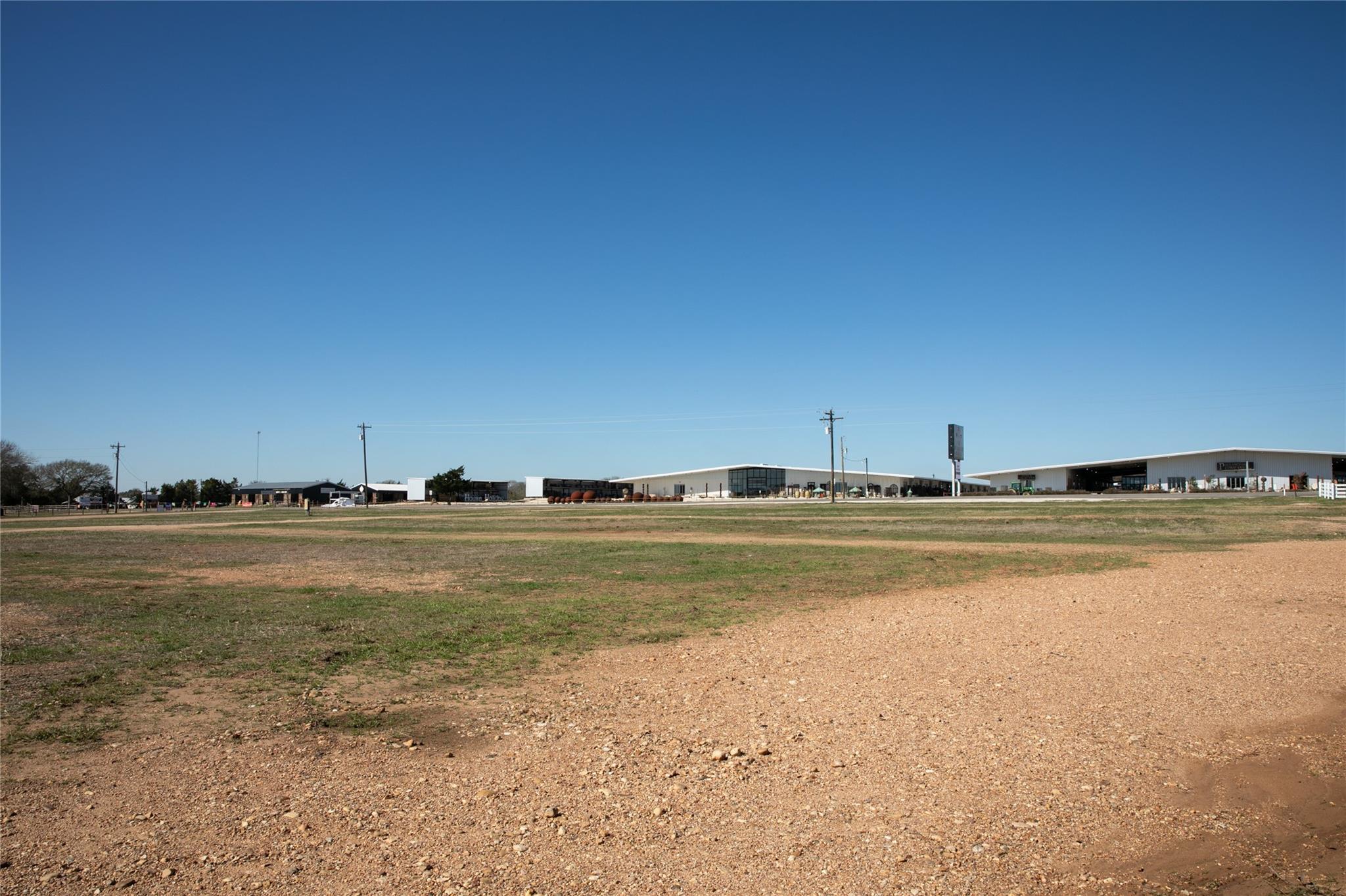 3 Acres 1503 N Tx 237