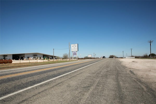 3 ACRES 1503 N TX 237, ROUND TOP, TX 78954 - Image cc2a74d5755114a80da7dd0c707c8e9c/3362882108