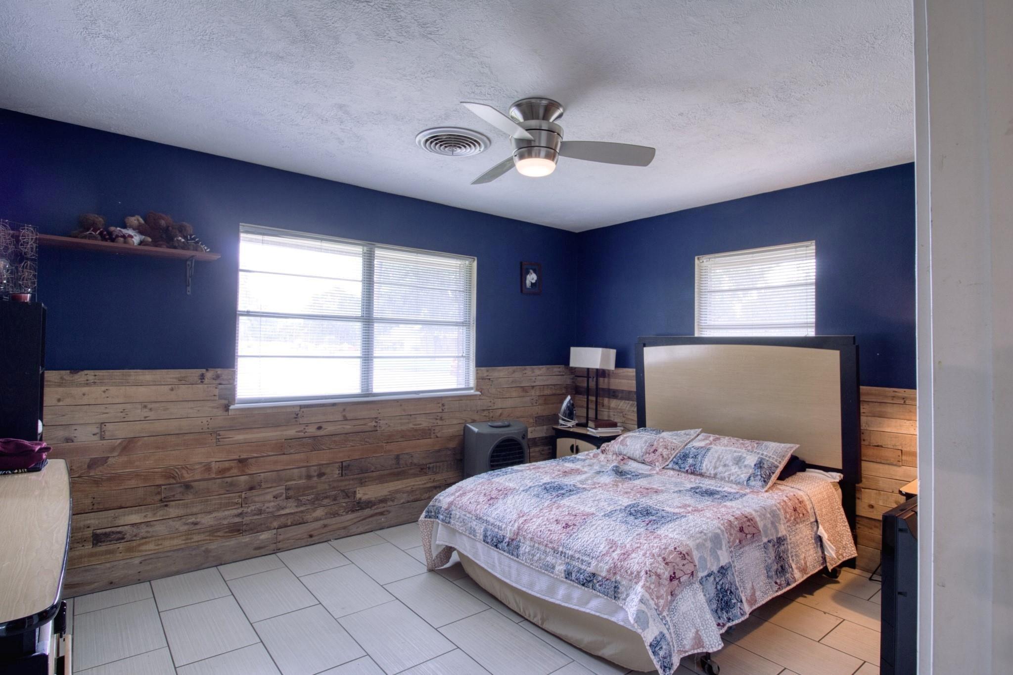 202 Rose Marie Boulevard